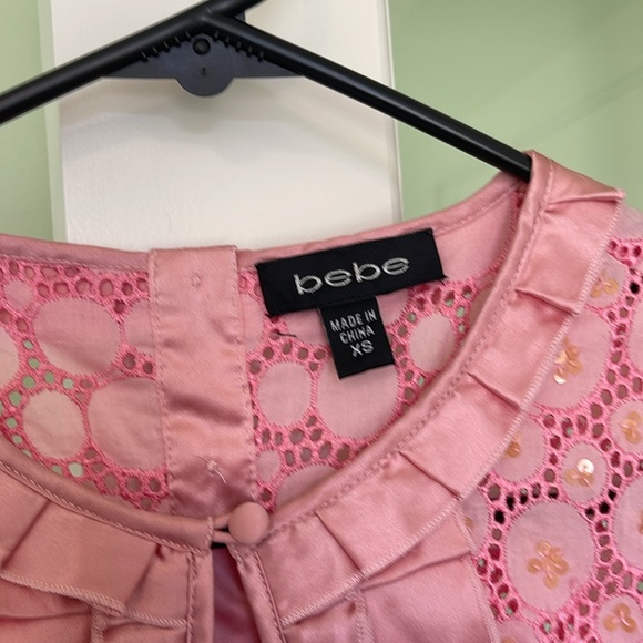 BEBE- Barbe Pink, Irridescent sparkles top - Picture 3 of 4